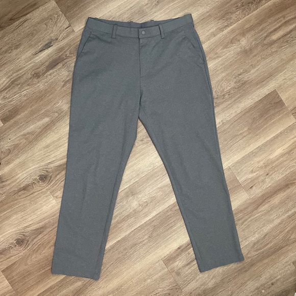 Uniqlo Other - UNIQLO dry-ex ultra stretch ankle pants, Mens Medium, color grey